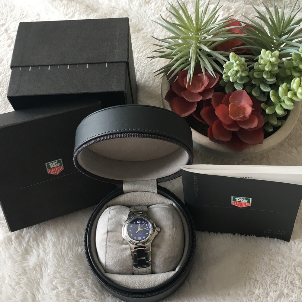 ⭐️ HP ⭐️ Tag Heuer watch